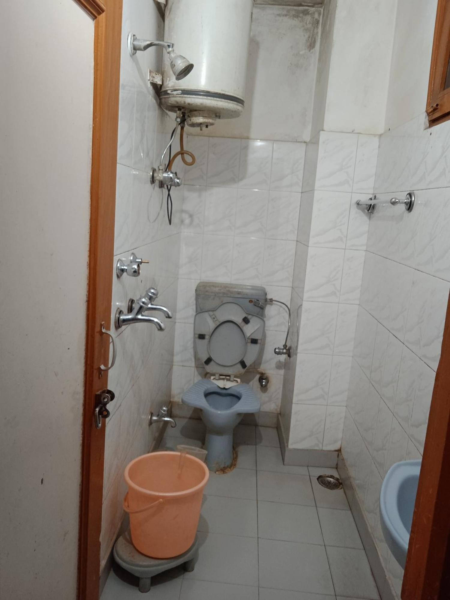 Aman Guest House Катра Екстер'єр фото